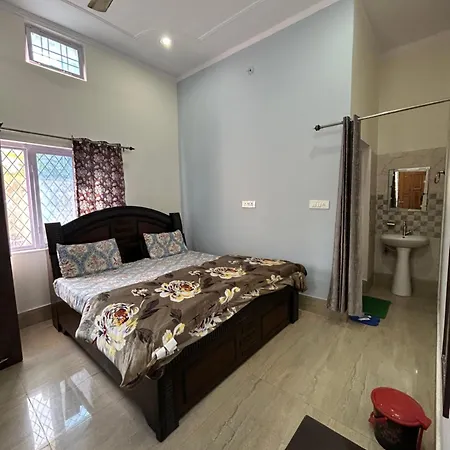 Gaharwar Home Stay Dehradun Exterior photo